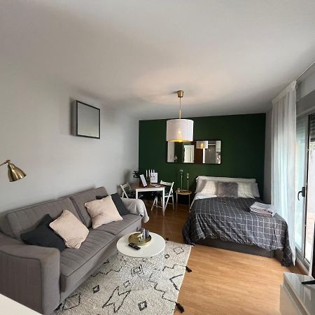 Estudio centrico y moderno en Málaga Exterior foto