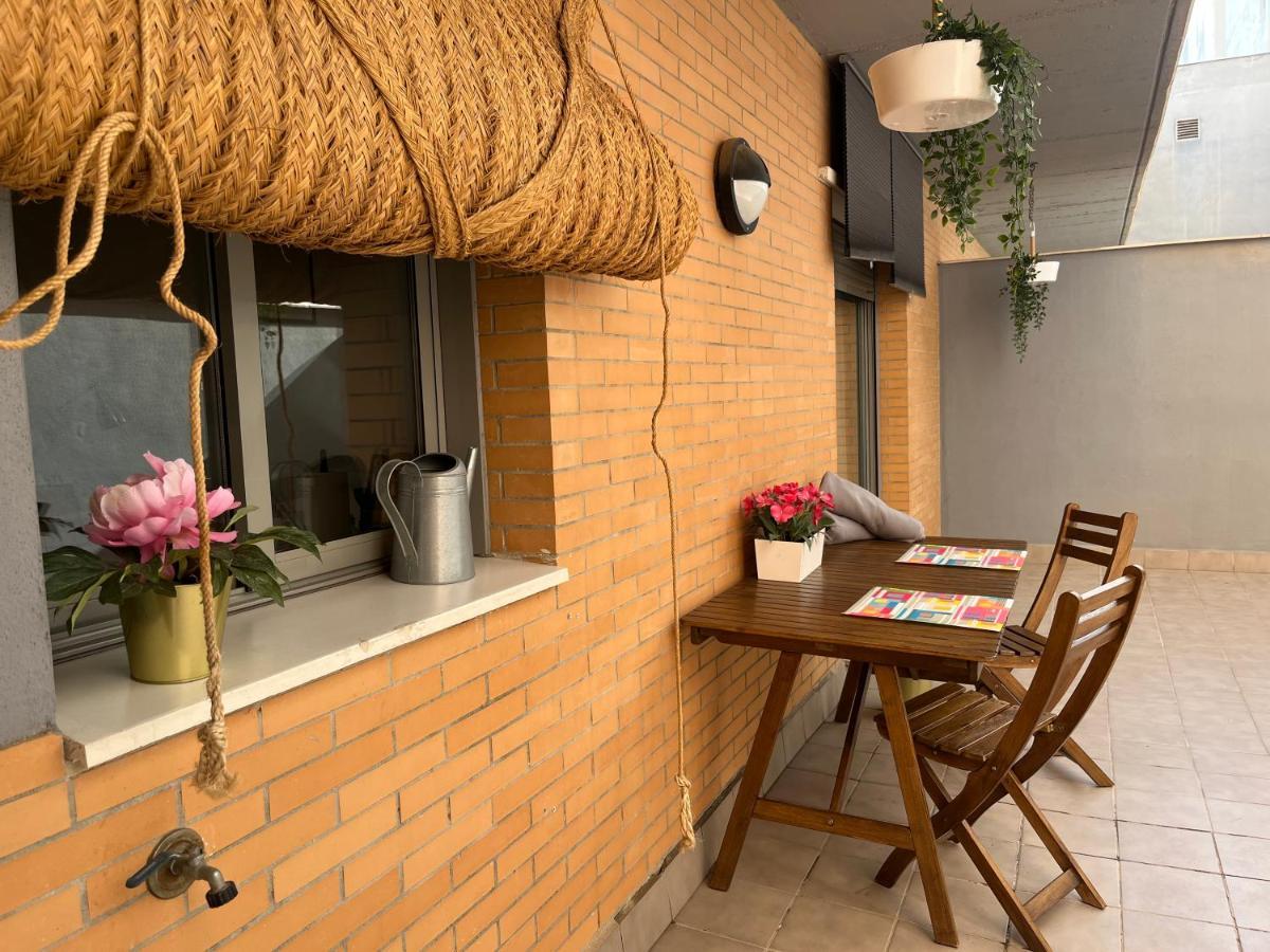 Estudio centrico y moderno en Málaga Exterior foto